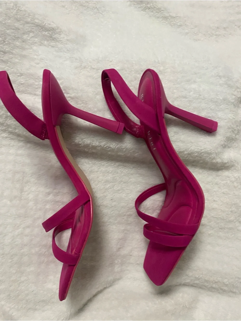 Gianni Bini bold fuchsia